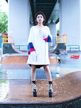 「UNIF」｜「アイテム（スウェット）」を使った、takuyaishiharaさん（レディース・160cm）の冬コーディネート