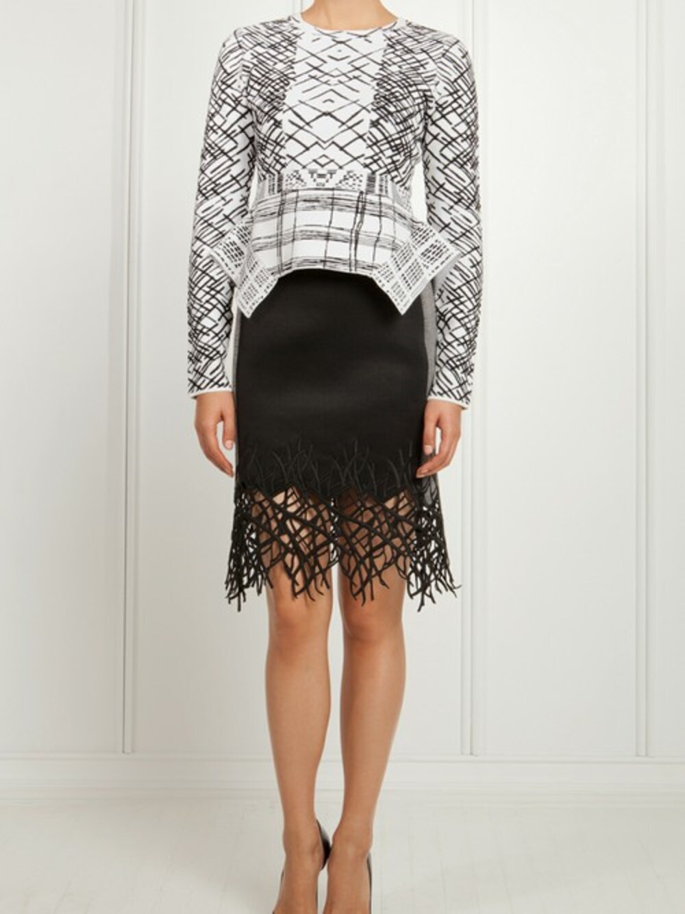 レディースの冬コーディネートの1枚目の写真