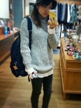 「adidas（アディダス）のアイテム（Hats、ブラック系）」を使った、重松美咲さん（レディース・160cm）の秋コーディネート