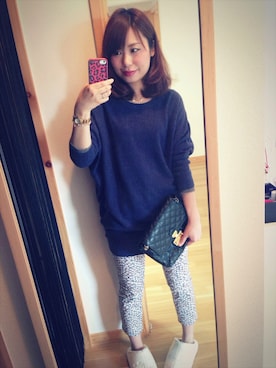 「MARC JACOBS（マークジェイコブス）のアイテム（クラッチバッグ）」を使った、izumiさん（レディース・165cm）の冬コーディネート