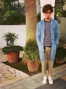「ホワイトスニーカー」｜「アイテム（トレンチコート）」を使った、shin_kub0825さん（メンズ・184cm）の春コーディネート