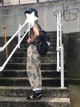 「STUSSY（ステューシー）のSmooth Crusher Bucket Hat（ハット、ブラック系）」を使った、なたそんさん（レディース・164cm）の春コーディネート