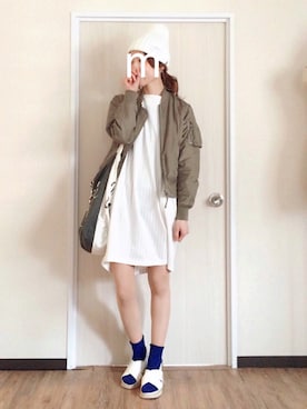 「白ワンピ」｜「アイテム（ジャケット/アウター）」を使った、ma-chiさん（レディース・162cm）の春コーディネート