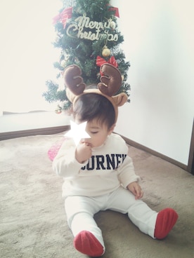 「petit main（プティマイン）のロゴデザイン裏起毛トレーナー（スウェット）」を使った、T1さん（キッズ・70cm）の冬コーディネート