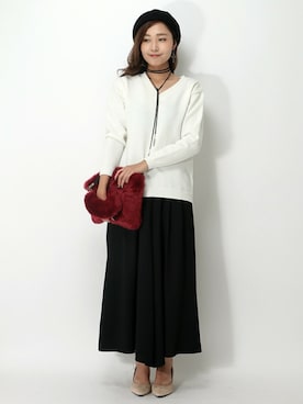 「アイテム（クラッチバッグ、レッド系）」を使った、airiさん（レディース・165cm）の秋コーディネート