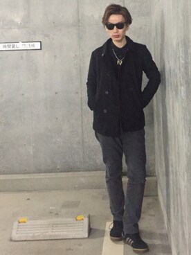 「Lui's（ルイス）のアイテム（ピーコート）」を使った、トゥッティさん（メンズ・183cm）の冬コーディネート