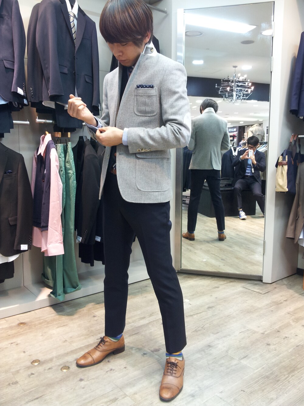 「Suit、ziozia、jacket 」｜「zioziaのアイテム（その他パンツ、ブルー系）」を使った、FA.CYCさん（メンズ・178cm）の秋コーディネートの1枚目の写真