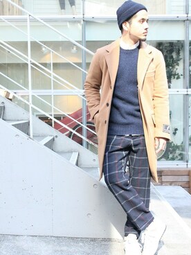 「ブラック×ホワイト」｜「アイテム（チェスターコート）」を使った、OHMIYAさん（メンズ・166cm）の秋コーディネート