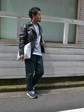 「ナイロンパンツ」｜「アイテム（ライダースジャケット）」を使った、OHMIYAさん（メンズ・166cm）の夏コーディネート