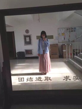 「cache cache（カシュ カシュ）のアイテム」を使った、何梁水さん（レディース・172cm・10代）の春コーディネート