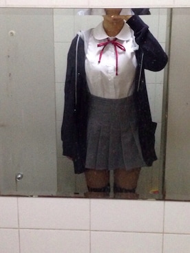 「真维斯のアイテム（その他アウター、ブルー系）」を使った、何梁水さん（レディース・172cm）の春コーディネート