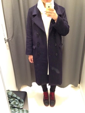 「アイテム（ダッフルコート）」を使った、何梁水さん（レディース・172cm・10代）の春コーディネート