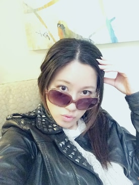 「アイテム（ベスト、シルバー系）」を使った、Violet菫さん（レディース・160cm）の春コーディネート