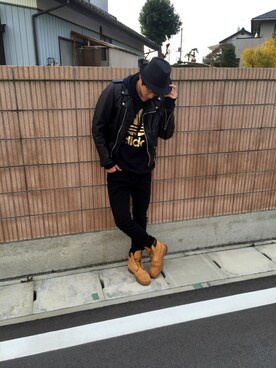 「アイテム（ライダースジャケット）」を使った、いつきさん（メンズ・176cm・10代）の秋コーディネート