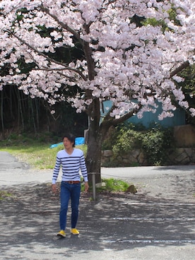 「LOOPのアイテム（トップス）」を使った、sさん（メンズ・168cm）の春コーディネート