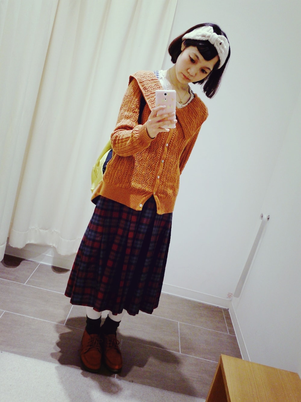 「アイテム（スカート、レッド系）」を使った、aruka  さん（レディース・154cm）の冬コーディネートの1枚目の写真
