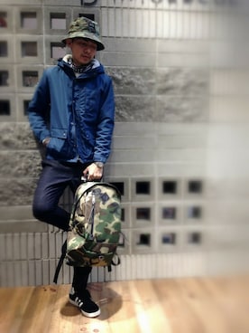 「RAGEBLUE（レイジブルー）のアイテム（マウンテンパーカー）」を使った、ヒロさん（メンズ・182cm）の秋コーディネート