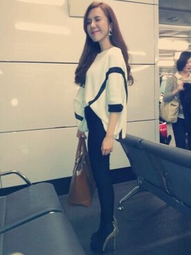 何芝芸さんのコーディネート