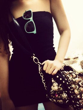 何芝芸さんのコーディネート