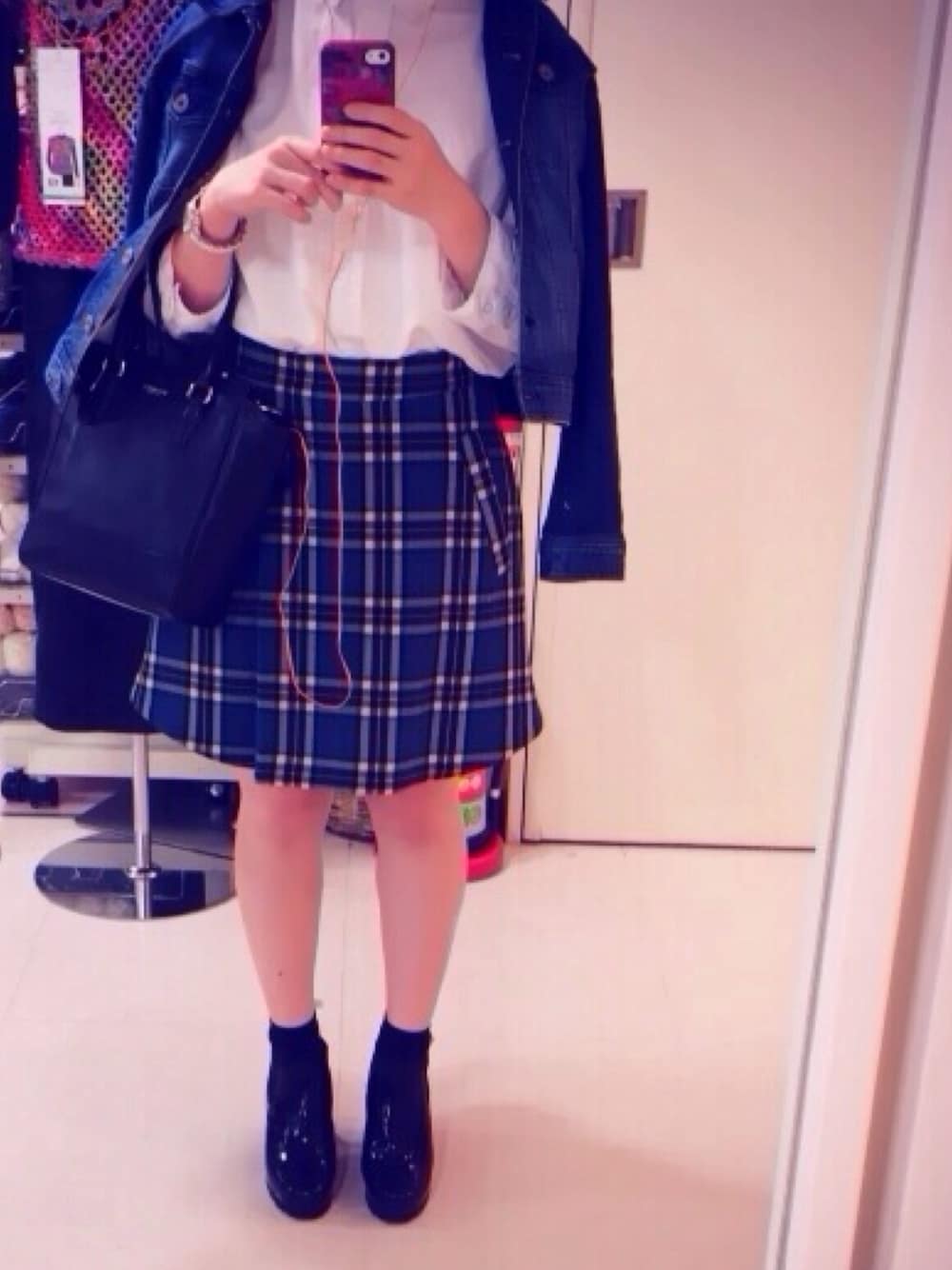 「anatelierのアイテム（スカート、ブルー系）」を使った、min♡*さん（レディース・152cm）の秋コーディネートの1枚目の写真