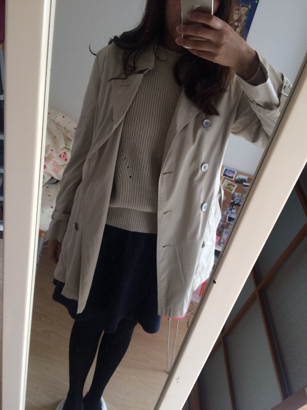 「GU、UNIQLO、トレンチコート」｜「GUのアイテム（ニット/セーター、ベージュ系）」を使った、rinatoalpacaさん（レディース・165cm）の秋コーディネートの1枚目の写真