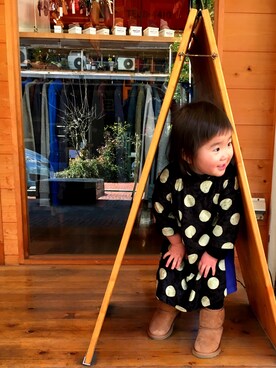 「MAISON DE REEFUR（メゾンドリーファー）のアイテム（ブーツ）」を使った、MIKIRIRIさん（キッズ・90cm）の冬コーディネート