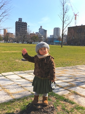 「Tartine et Chocolat（タルティーヌエショコラ）のアイテム（帽子）」を使った、MIKIRIRIさん（キッズ・90cm）の冬コーディネート