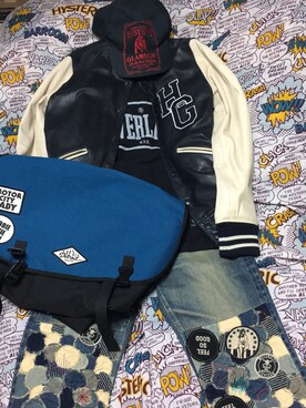 「HYSTERIC GLAMOUR（ヒステリックグラマー）のアイテム（メッセンジャーバッグ）」を使った、名和 賢悟さん（メンズ・160cm）の冬コーディネート