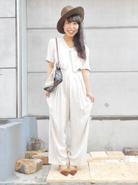 「アイテム（つなぎ/オールインワン、ベージュ系）」を使った、AiLeen by GROGGROGさん（レディース・158cm）の夏コーディネート