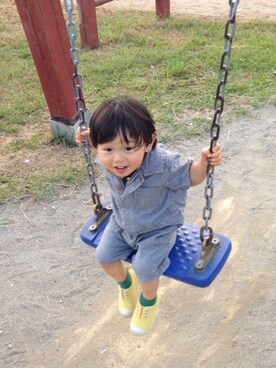 「しまむら（シマムラ）のアイテム（Sneakers、イエロー系）」を使った、nishiyamaさん（レディース・155cm）の冬コーディネート