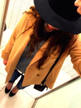 「COMME CA ISM（コムサイズム）のアイテム（ニット/セーター、グレー系）」を使った、YUKI さん（レディース・165cm）の春コーディネート