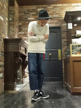 「adidas（アディダス）のオリジナルス チューブラーランナー [TUBULAR RUNNER]（スニーカー）」を使った、窪田 孝之さん（メンズ・170cm）の冬コーディネート