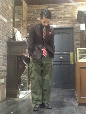 「アイテム（テーラードジャケット）」を使った、窪田 孝之さん（メンズ・170cm）の冬コーディネート