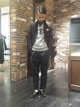 「アイテム（スウェット）」を使った、窪田 孝之さん（メンズ・170cm）の春コーディネート