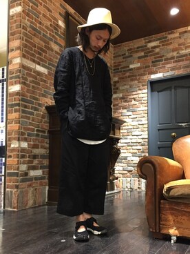 「NANO universe（ナノユニバース）のアイテム（サンダル）」を使った、窪田 孝之さん（メンズ・170cm）の春コーディネート