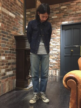 「NANO universe（ナノユニバース）のアイテム（デニムジャケット）」を使った、窪田 孝之さん（メンズ・170cm）の春コーディネート