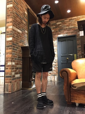 「サンダルに靴下」｜窪田 孝之さん（メンズ・170cm）の春コーディネート