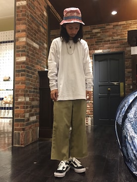 「NANO universe（ナノユニバース）のアイテム（帽子）」を使った、窪田 孝之さん（メンズ・170cm）の秋コーディネート