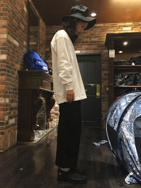 「NANO universe（ナノユニバース）のアイテム（モカシン/デッキシューズ）」を使った、窪田 孝之さん（メンズ・170cm）の秋コーディネート