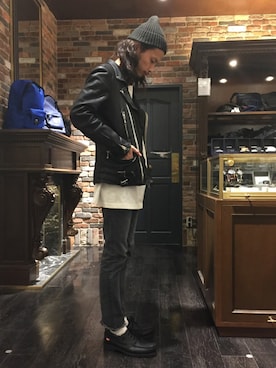 「NANO universe（ナノユニバース）のアイテム（モカシン/デッキシューズ）」を使った、窪田 孝之さん（メンズ・170cm）の秋コーディネート
