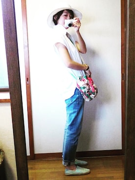 「ARMEN（アーメン）のアイテム（帽子）」を使った、もこさん（レディース・165cm）の夏コーディネート