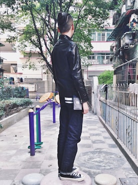 「PHILIPP PLEIN（フィリッププレイン）のアイテム（ジャケット/アウター）」を使った、romeo_lawさん（メンズ・180cm）の冬コーディネート