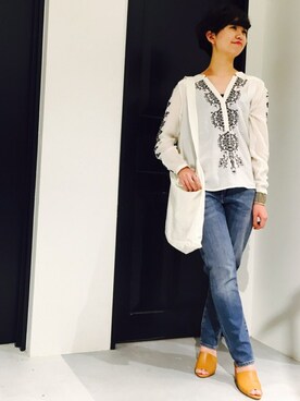 「LE JUN（ルジュン）のアイテム（パンツ）」を使った、MOMOKOさん（レディース・165cm）の春コーディネート