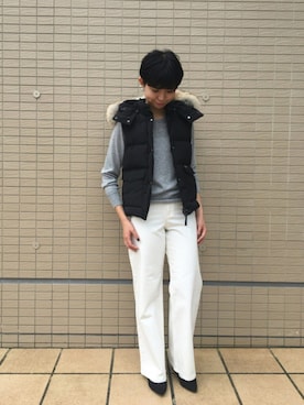 「WOOLRICH（ウールリッチ）のアイテム（ダウンベスト）」を使った、MOMOKOさん（レディース・165cm）の秋コーディネート