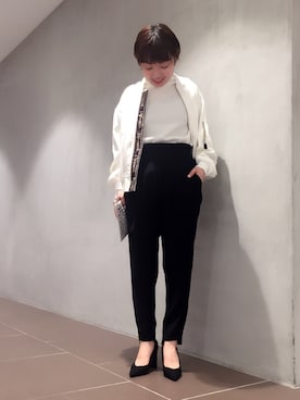 「G.V.G.V.（ジーヴィージーヴィー）のアイテム（MA-1）」を使った、Shiori Adachiさん（レディース・153cm）の春コーディネート