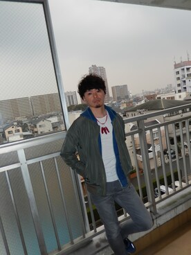 「フェザー」｜「アイテム（MA-1）」を使った、masaさん（メンズ・177cm）の冬コーディネート