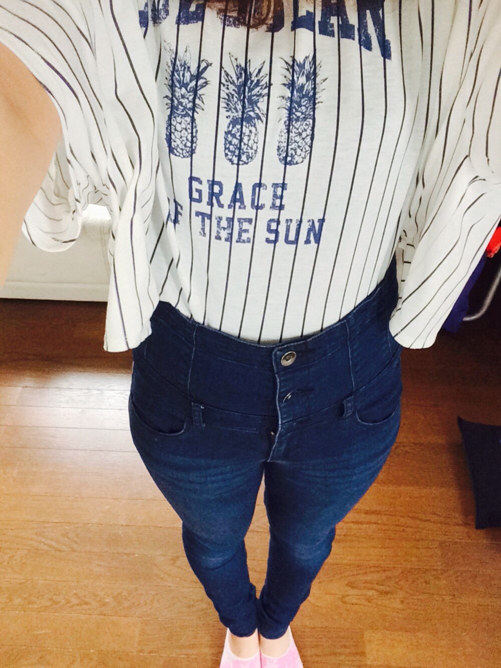「GU」｜「アイテム（デニムパンツ、ブルー系）」を使った、やーやさん（レディース・163cm）の夏コーディネートの1枚目の写真