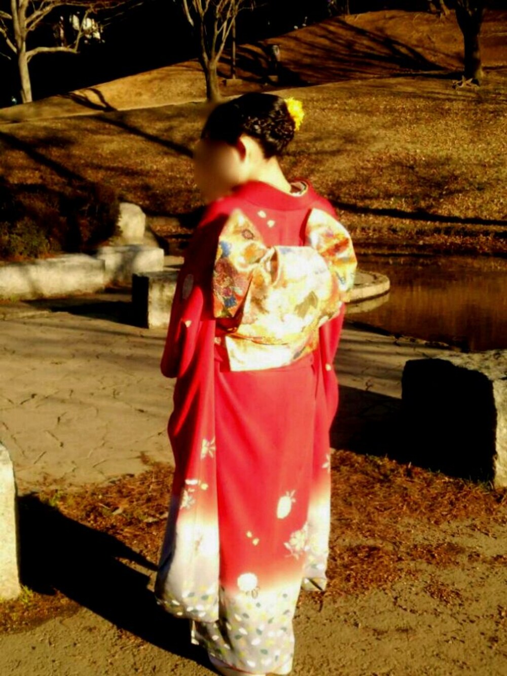 「二十歳、成人式」｜「お母さんのお下りのアイテム（その他、レッド系）」を使った、ゆさん（レディース・155cm）の冬コーディネートの1枚目の写真