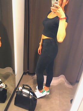 「stansmith」｜「アイテム（腕時計）」を使った、Mahoさん（レディース・157cm）の秋コーディネート