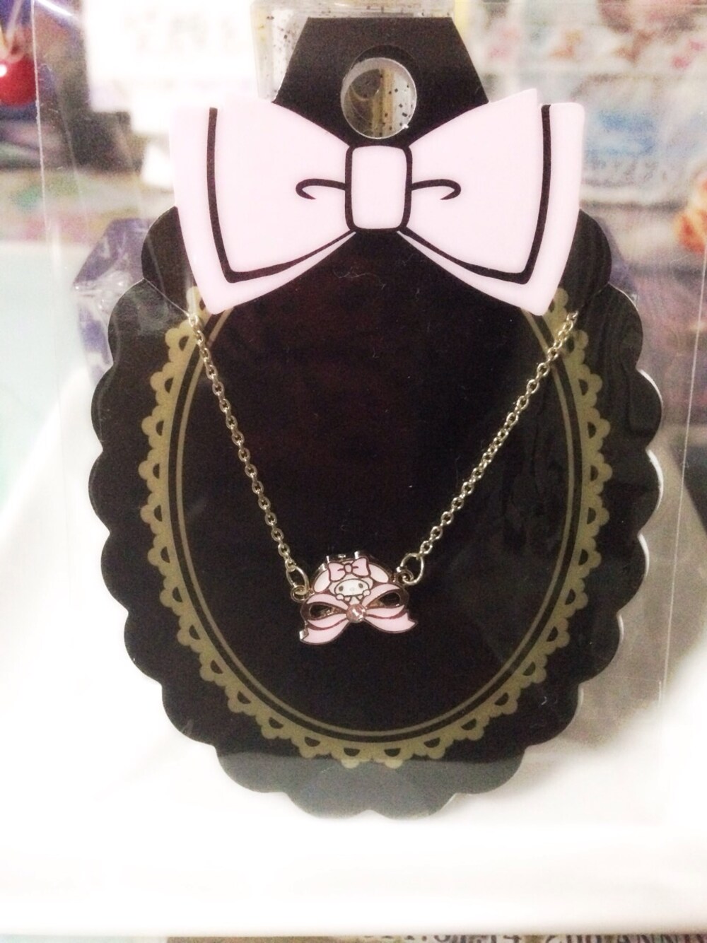 「マイメロ、ピンク、アクセサリー、サンリオ」｜「Forfex × Sanrio 50th Anniversaryのアイテム（ネックレス、ピンク系）」を使った、みくさん（レディース・153cm）の秋コーディネートの1枚目の写真